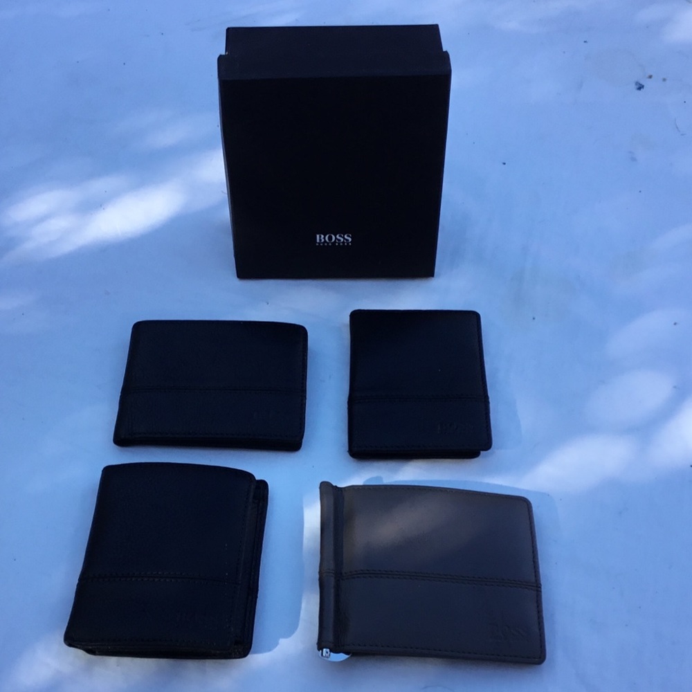 Men’s wallets.
